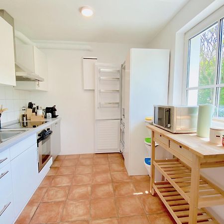 Snug Stays I 3 Zimmer Design Apartment Am See Mit Garten I Home Office I Highspeed Wifi Weßling 외부 사진